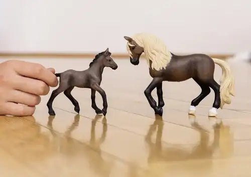 Schleich Paso Peruano Hengst – elegante showpaard