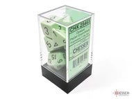 Opaque Pastel Green/black Polydice Dobbelsteen Set (7 stuks)