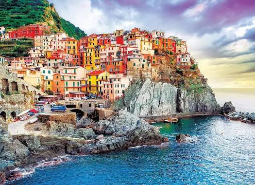 Manarola Cinque - Terre Italy (1000)
