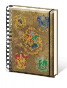 Harry_Potter_Hogwarts_Crest_A5_Notitieboek